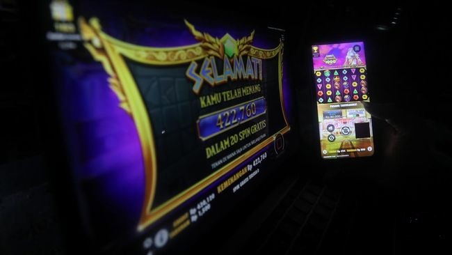 ilustrasi-judi-online-cnbc-indonesiafaisal-rahman-15_169